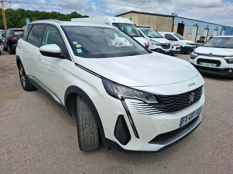 Peugeot 5008 1.5 BLUEHDI