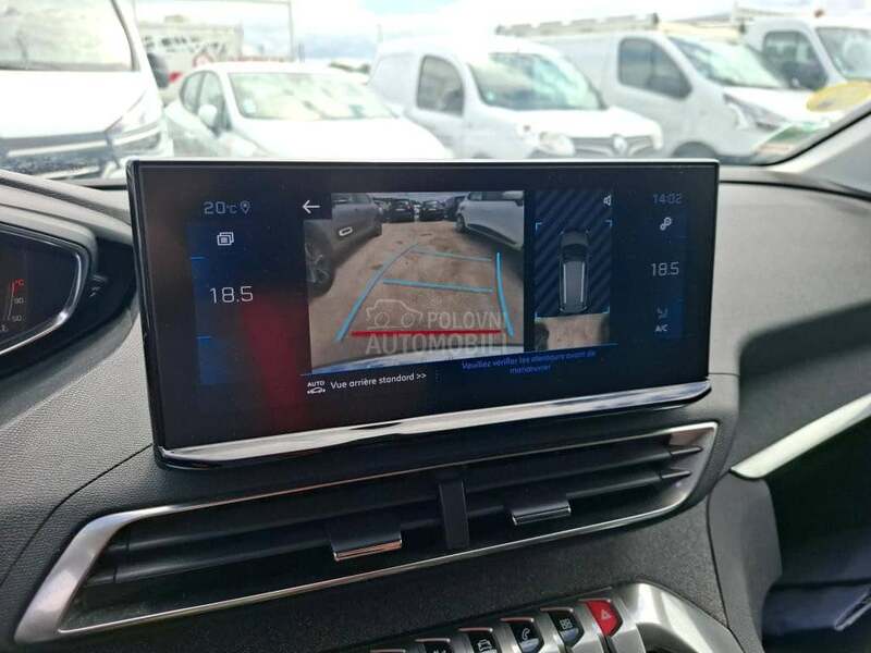 Peugeot 5008 1.5 BLUEHDI