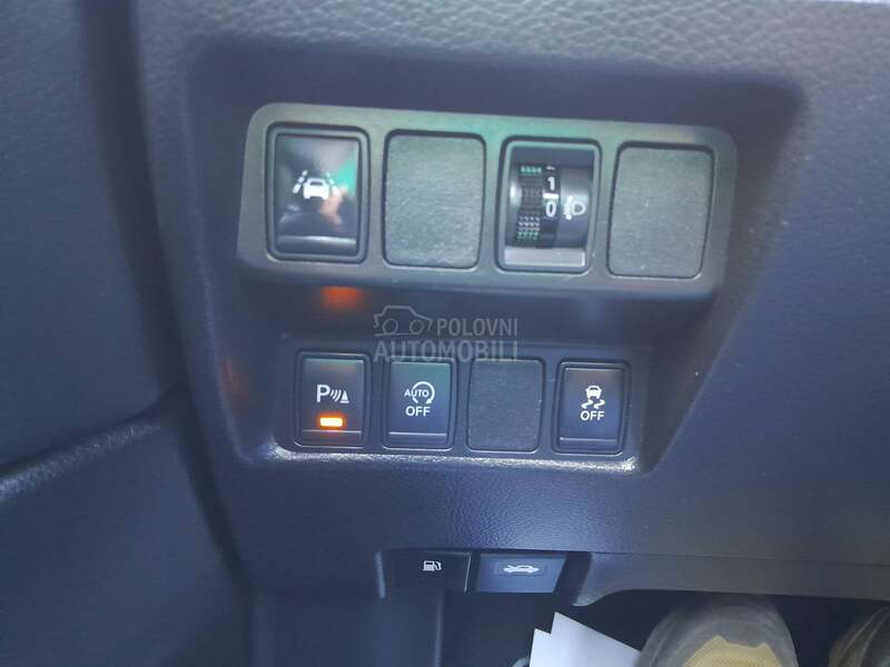 Nissan Qashqai PANO/TEKNA/KAM360