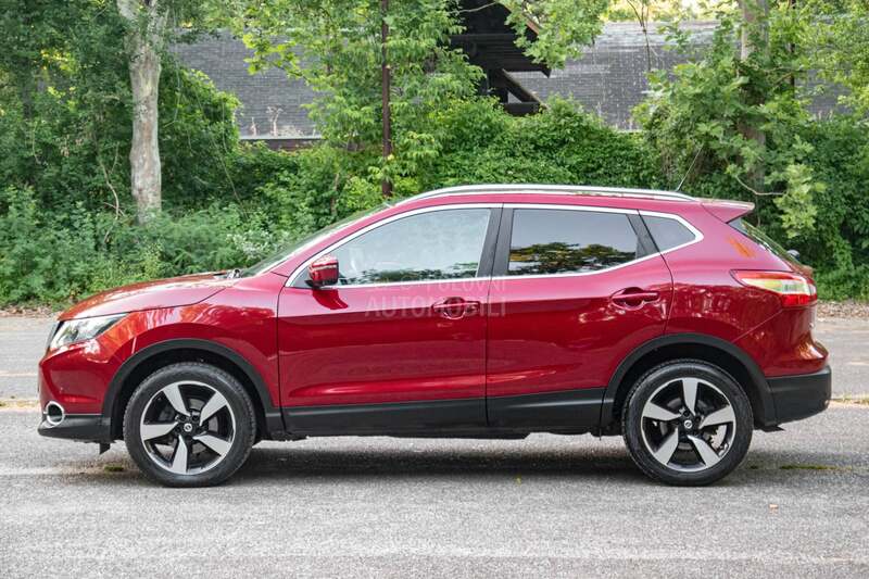Nissan Qashqai PANO/TEKNA/KAM360