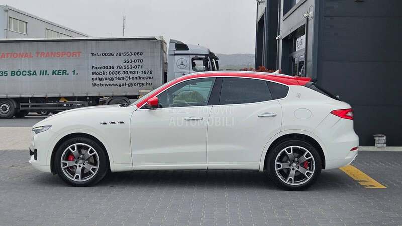 Maserati Levante bicolore