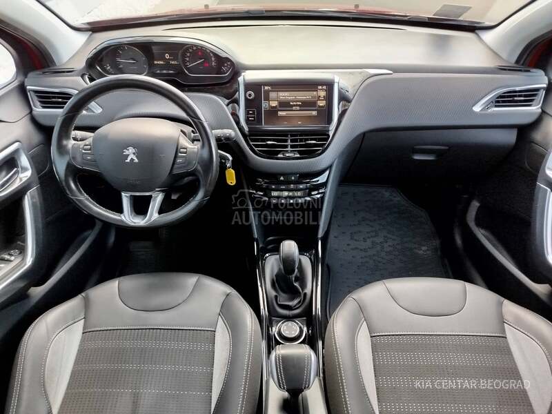 Peugeot 2008 1.2 ALLURE M/T
