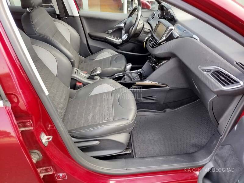 Peugeot 2008 1.2 ALLURE M/T