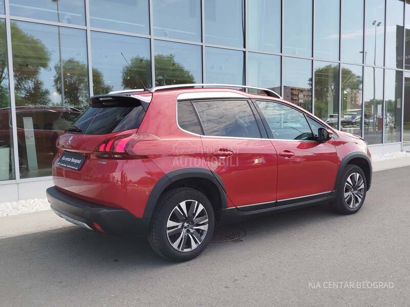 Peugeot 2008 1.2 ALLURE M/T