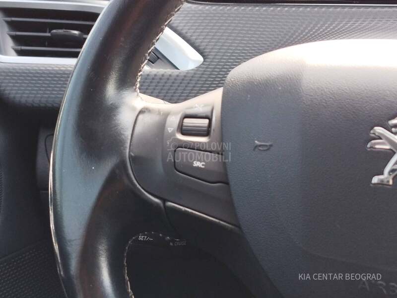 Peugeot 2008 1.2 ALLURE M/T