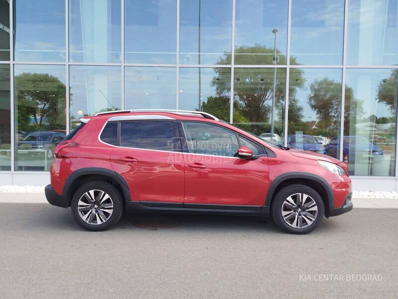 Peugeot 2008 1.2 ALLURE M/T