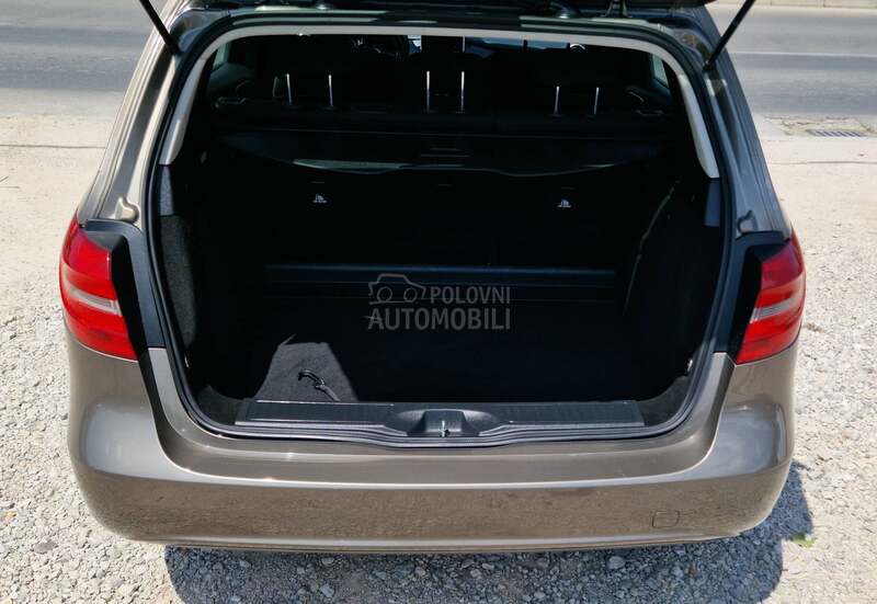 Mercedes Benz B 180 