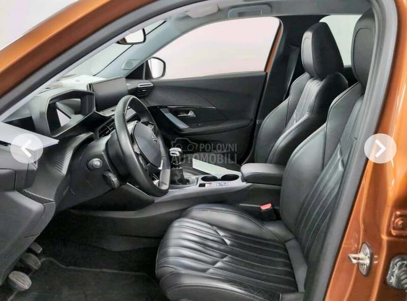 Peugeot 2008 ALLURE PANO
