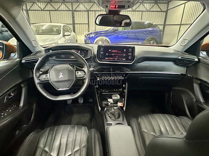 Peugeot 2008 ALLURE PANO