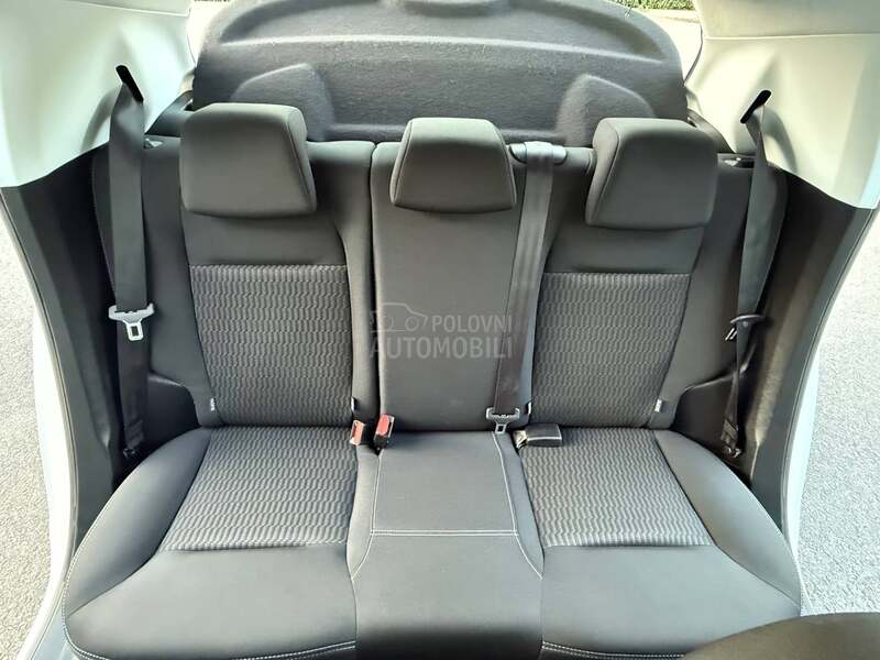 Peugeot 208 1.5HDI/ ACTIVE
