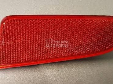 Katadiopter u Zadnjem Braniku za Alfa Romeo 145 od 1999. do 2001. god.