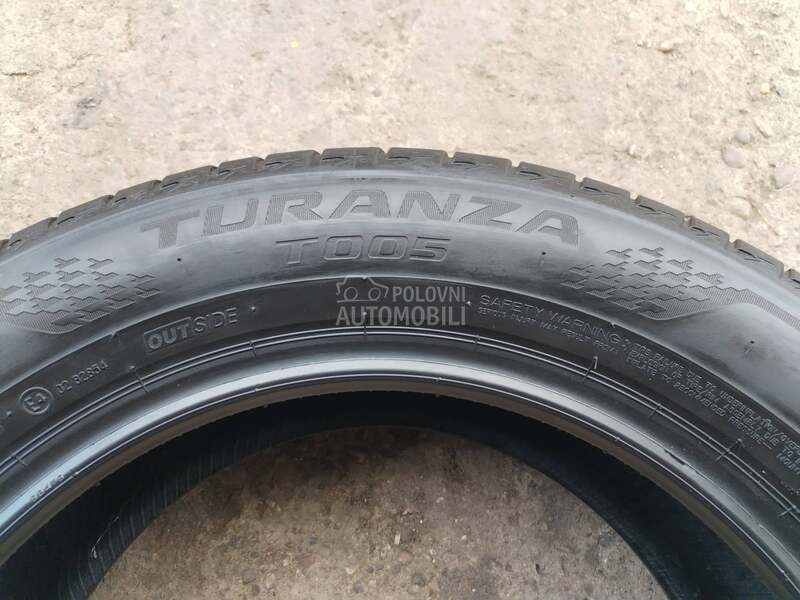 Bridgestone 225/60 R17 Letnja