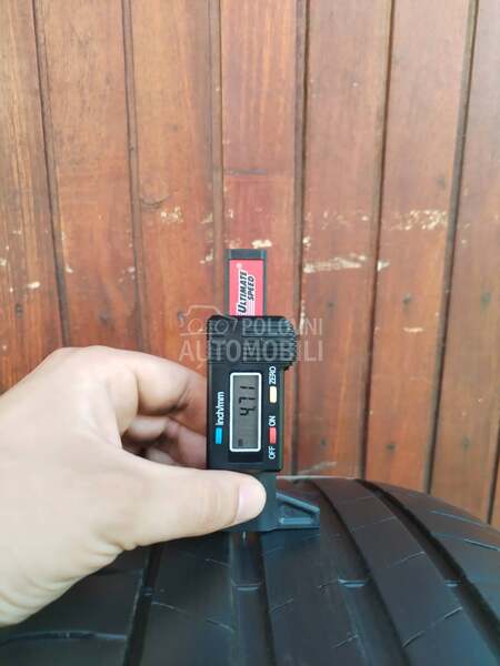 Bridgestone 225/60 R17 Letnja