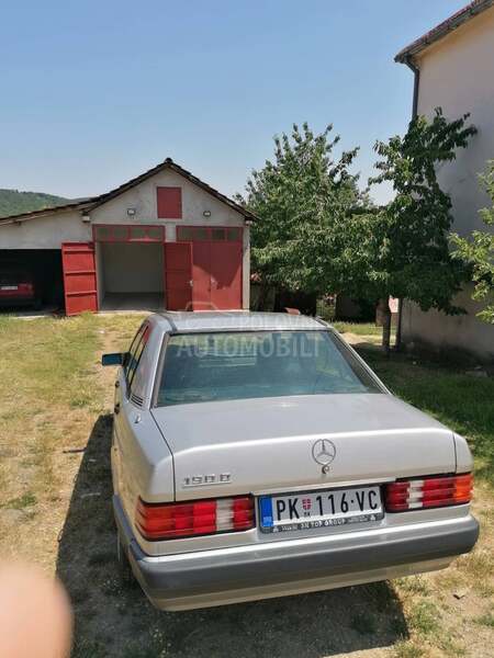Mercedes Benz 190 