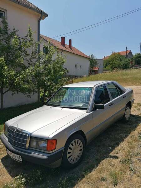 Mercedes Benz 190 
