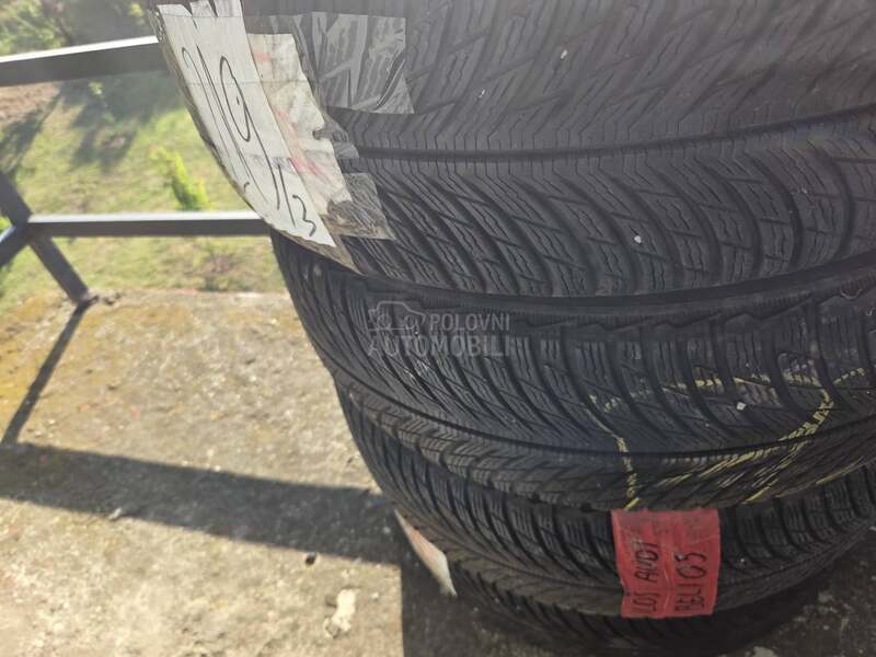 Michelin 235/65 R17 Zimska
