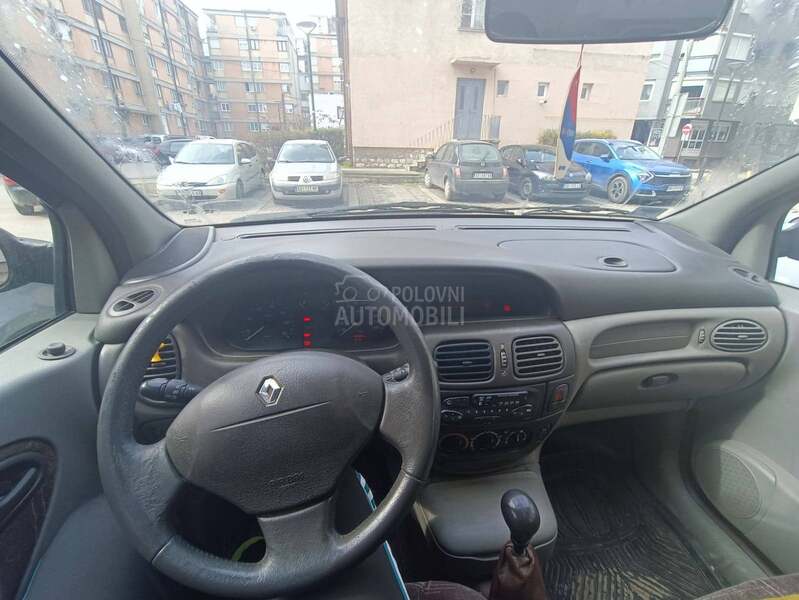 Renault Scenic 
