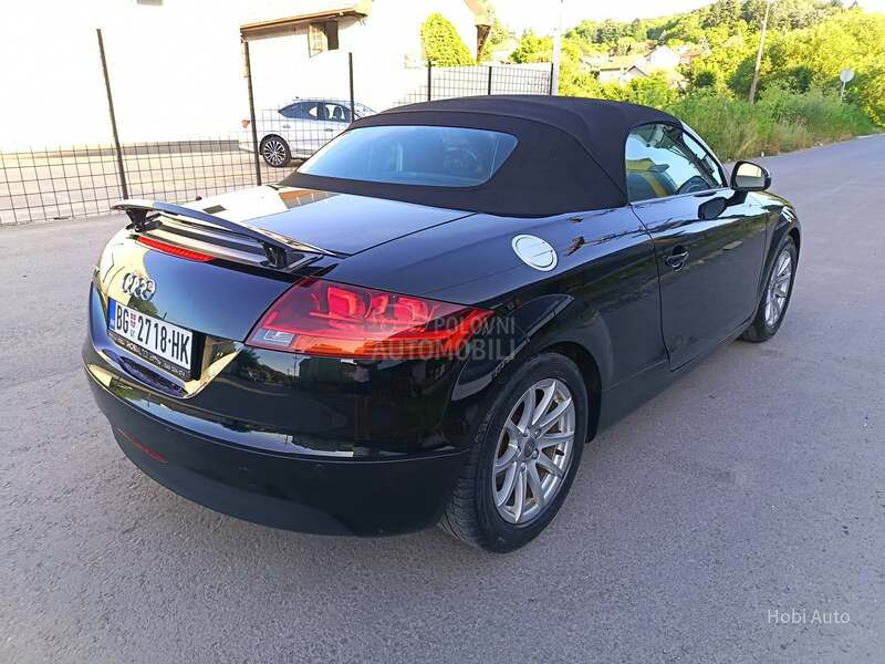 Audi TT 2.0B  CABRIO