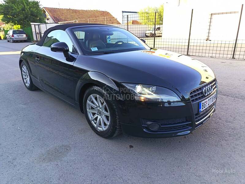 Audi TT 2.0B  CABRIO