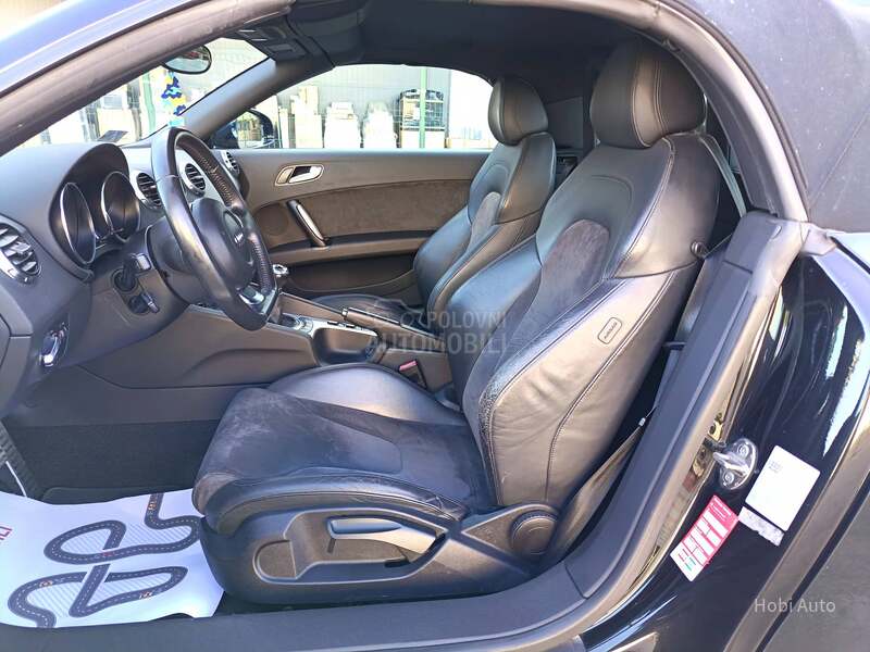 Audi TT 2.0B  CABRIO
