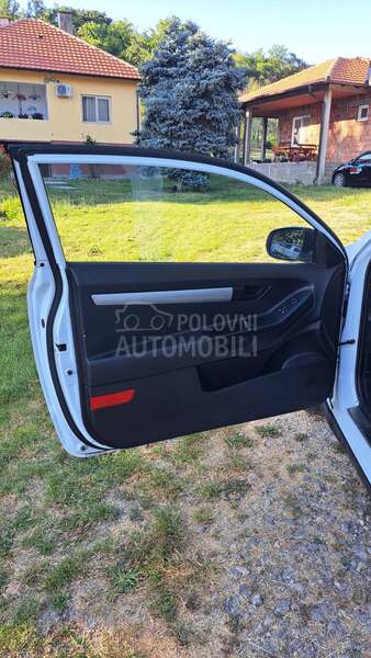 Kia pro_cee`d 1.6