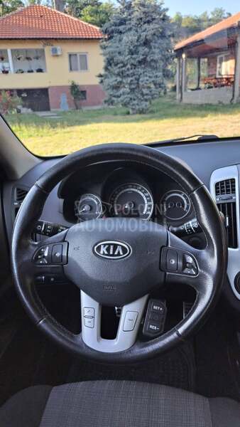 Kia pro_cee`d 1.6