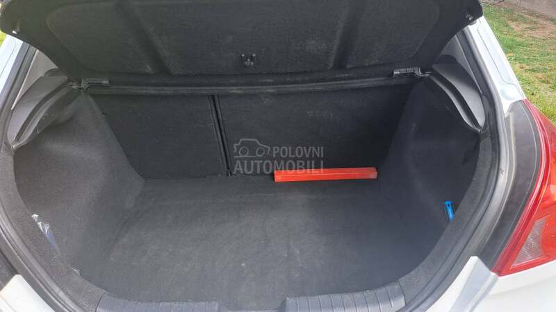 Kia pro_cee`d 1.6