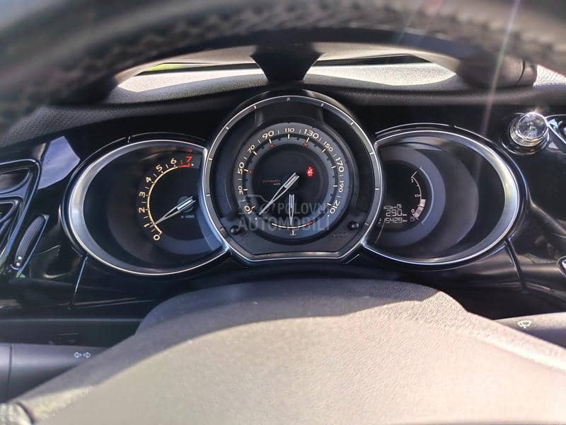 Citroen DS3 CABRIO LOUIS VUITTON