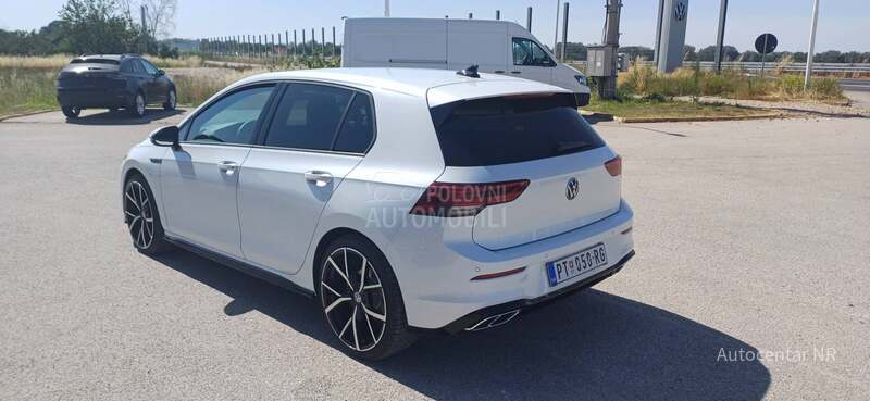Volkswagen Golf 8 R-line