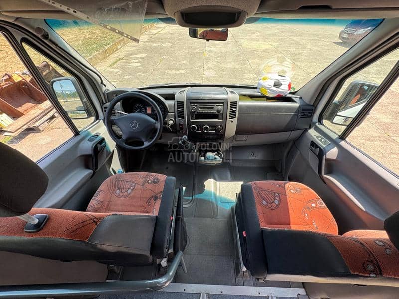 Mercedes Benz Sprinter 906