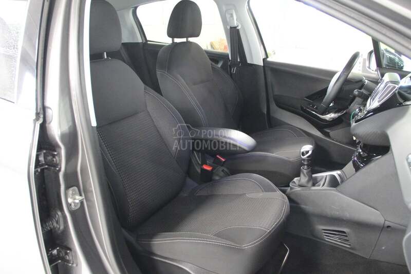 Peugeot 208 RATA OD83/ALLURE