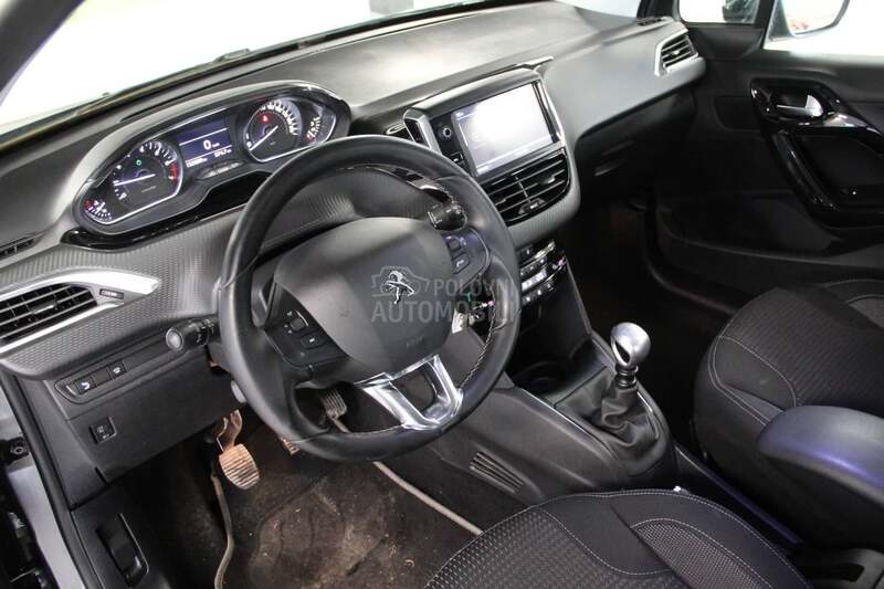 Peugeot 208 RATA OD83/ALLURE