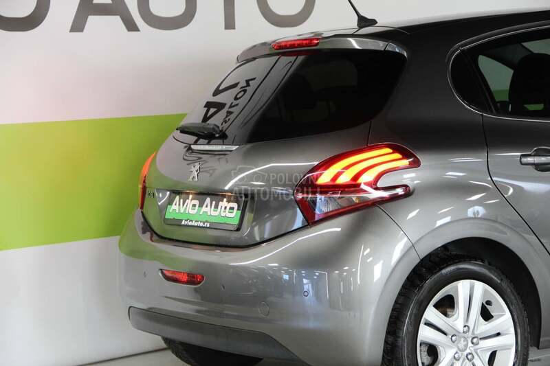 Peugeot 208 RATA OD83/ALLURE