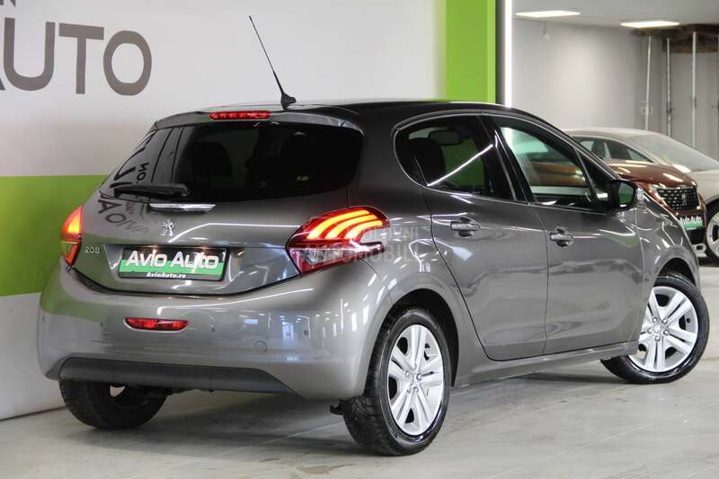 Peugeot 208 RATA OD83/ALLURE