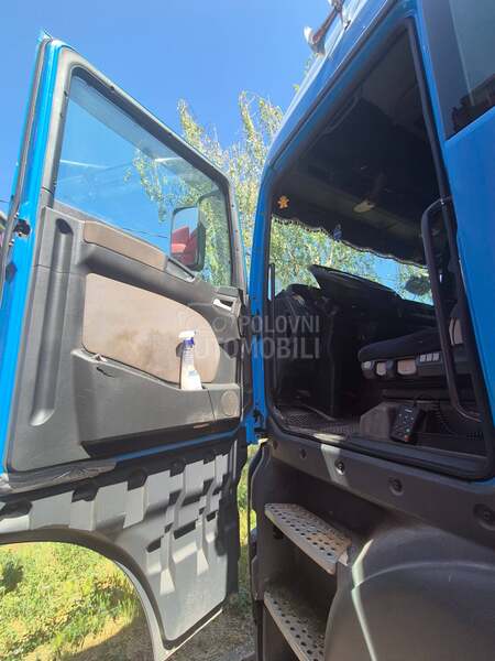MAN TGA 26.440 6X2 2 BL