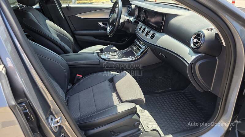 Mercedes Benz E 220 CDI Avangarde Bur