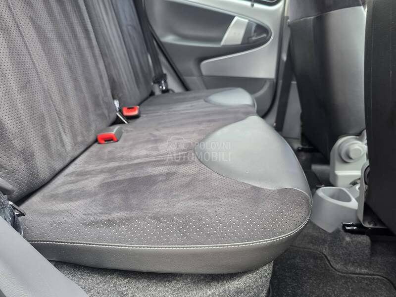 Peugeot 107 1.0/CH/176.000 K.M