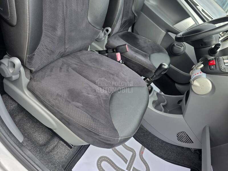 Peugeot 107 1.0/CH/176.000 K.M