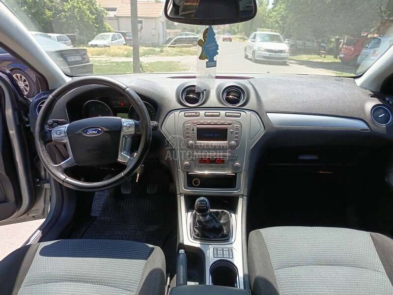 Ford Mondeo 