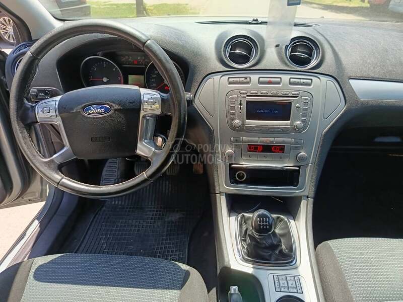 Ford Mondeo 