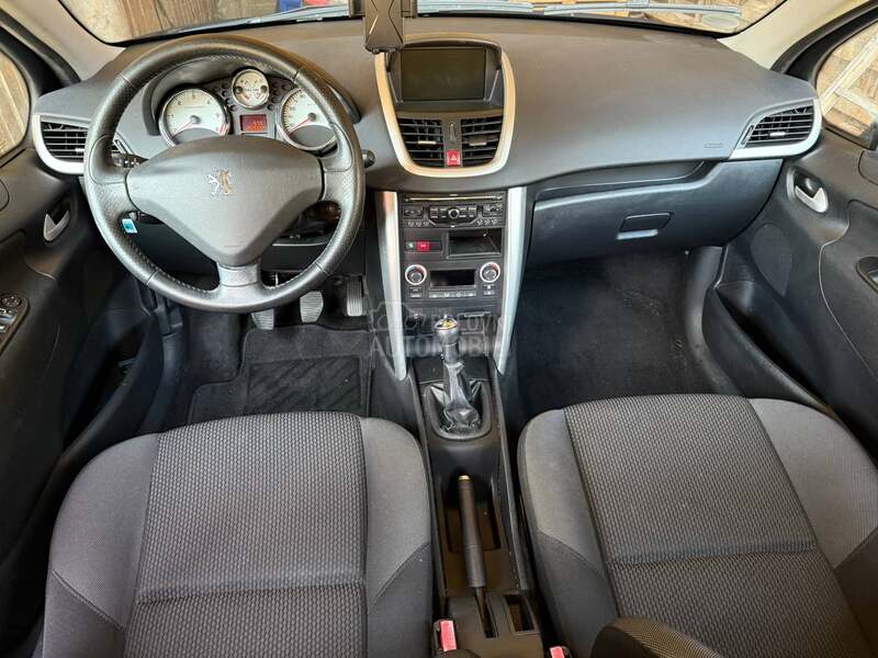 Peugeot 207 1.6ehdi
