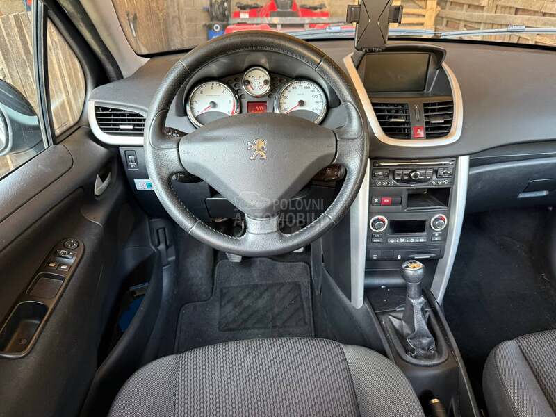 Peugeot 207 1.6ehdi