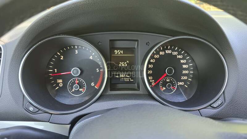 Volkswagen Golf 6 