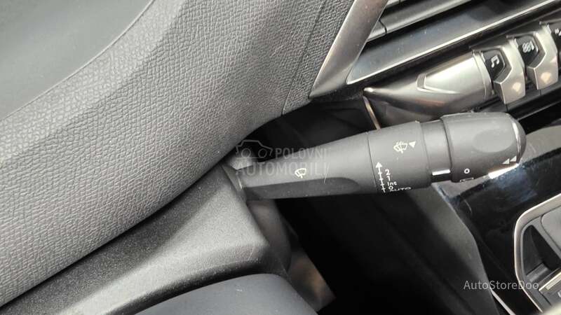 Peugeot 3008 PREMIUM