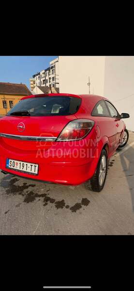 Opel Astra H GTC