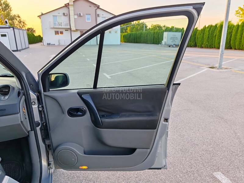 Renault Scenic 1.9 dCi
