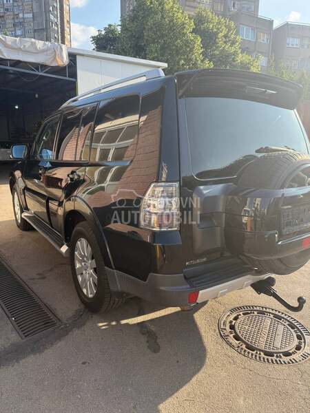 Mitsubishi Pajero 