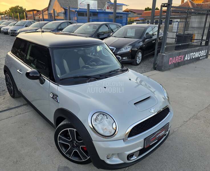 MINI Cooper S D A.U.T.O.M.A.T.I.K