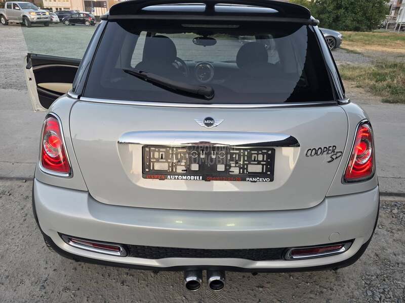 MINI Cooper S D A.U.T.O.M.A.T.I.K