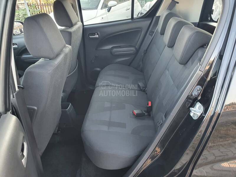 Opel Agila 1.2b 0DLIČNA